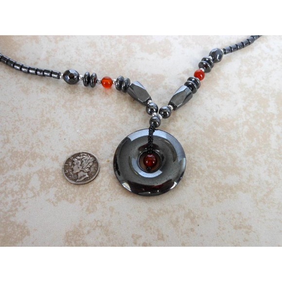 Vintage Hematite & Red Jasper Necklace Donut Pendant 18" - Picture 3 of 8
